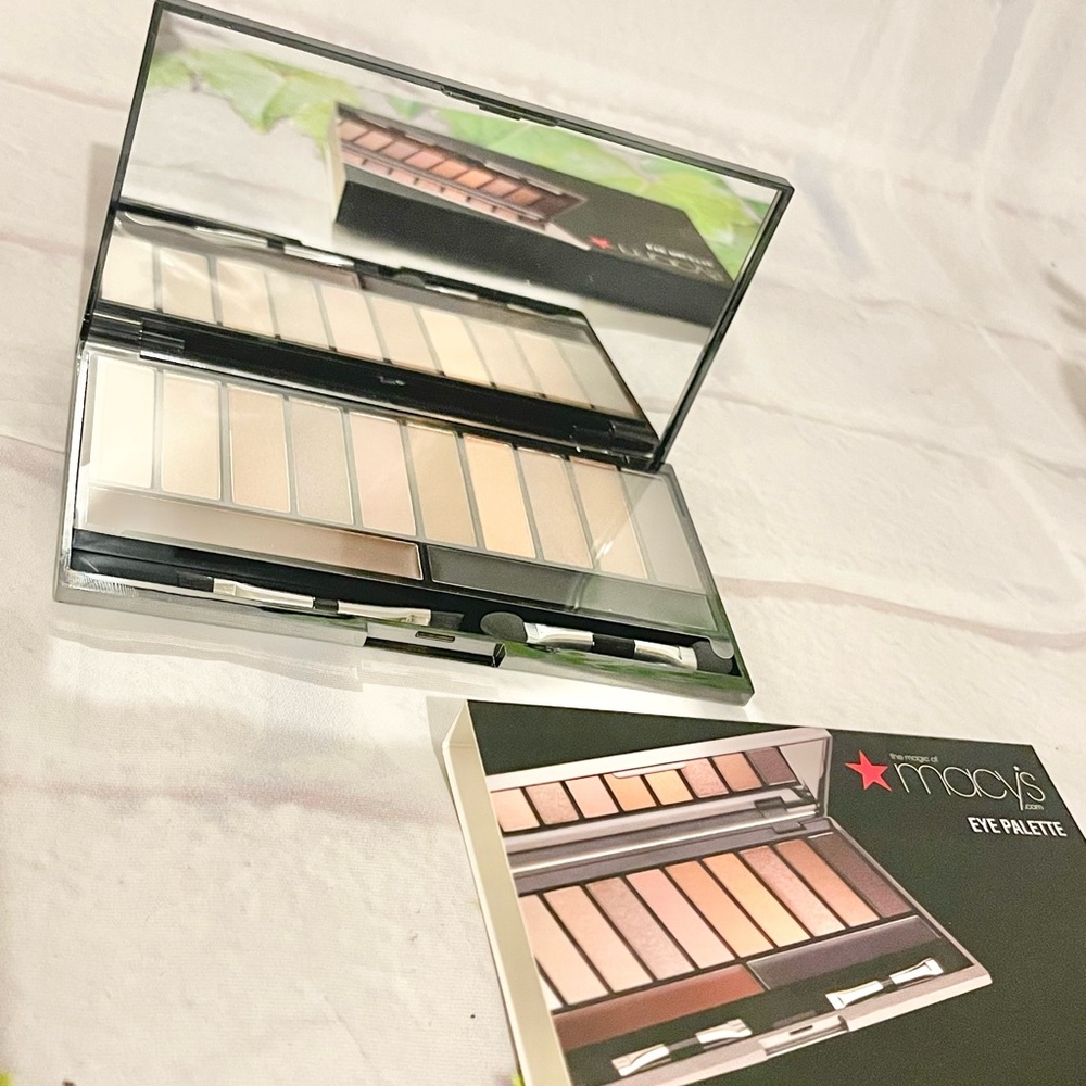 🌸 MACY'S EYE PALLET EYE SHADOW & CREAM EYELINER APPLICATION BRUSH